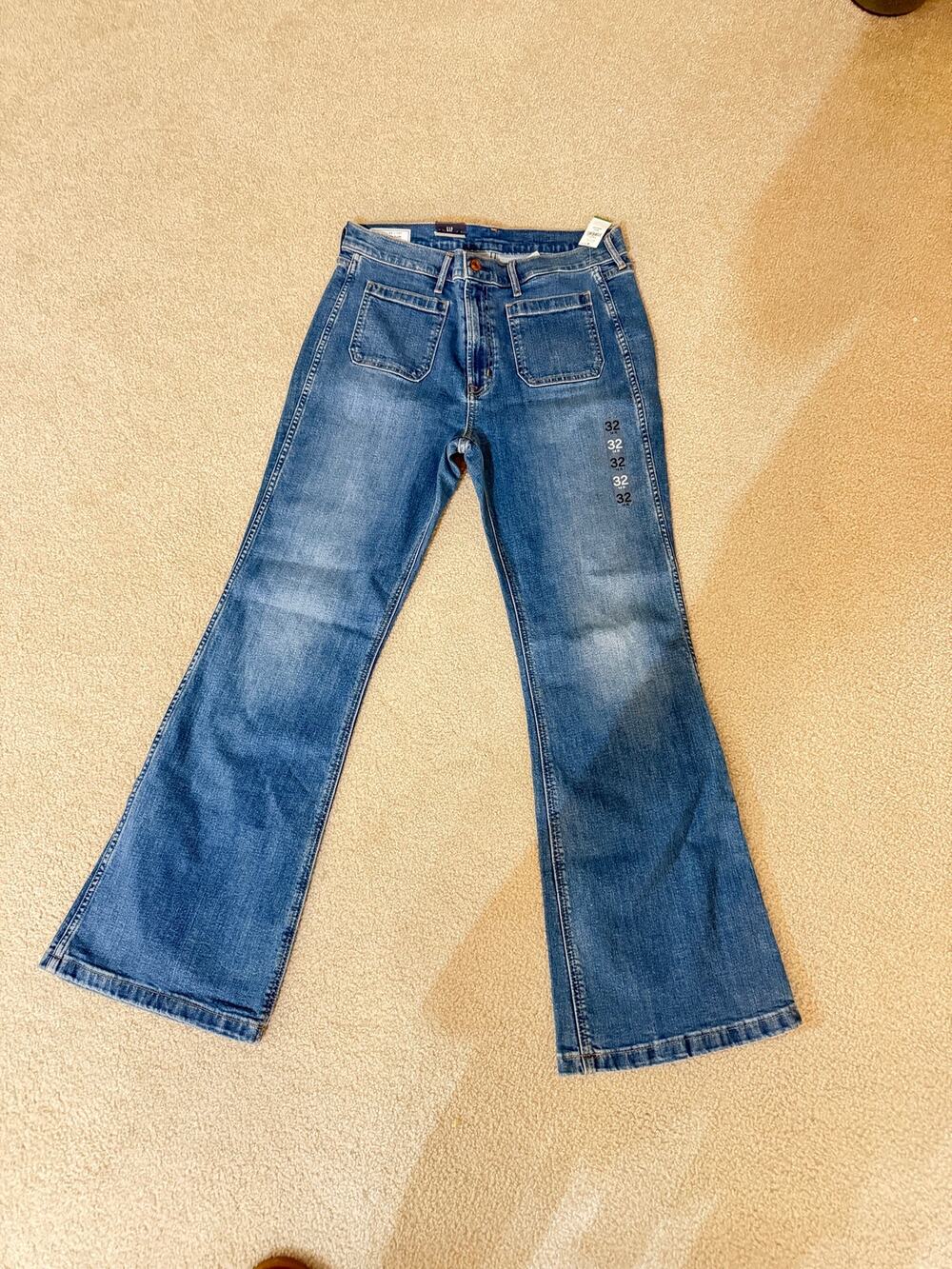 Gap High Rise ’70s Flare Jeans Women 14 32R NWT Stretch Medium Wash